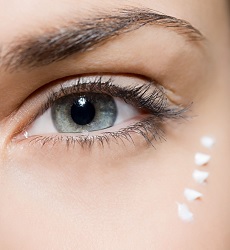 Bạn đã thực sự quan tâm đến việc chống nhăn vùng mắt chưa?