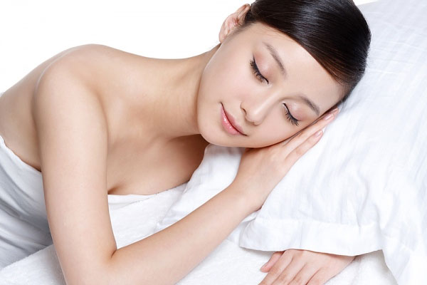 Dụng các loại kem dưỡng ẩm da mặt ban đêm mạnh hơn cho da