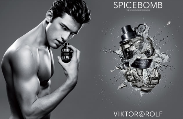 Nước hoa Spicebomb Viktor & Rolf - Photo 4 Nước hoa Spicebomb Viktor & Rolf - Photo 4