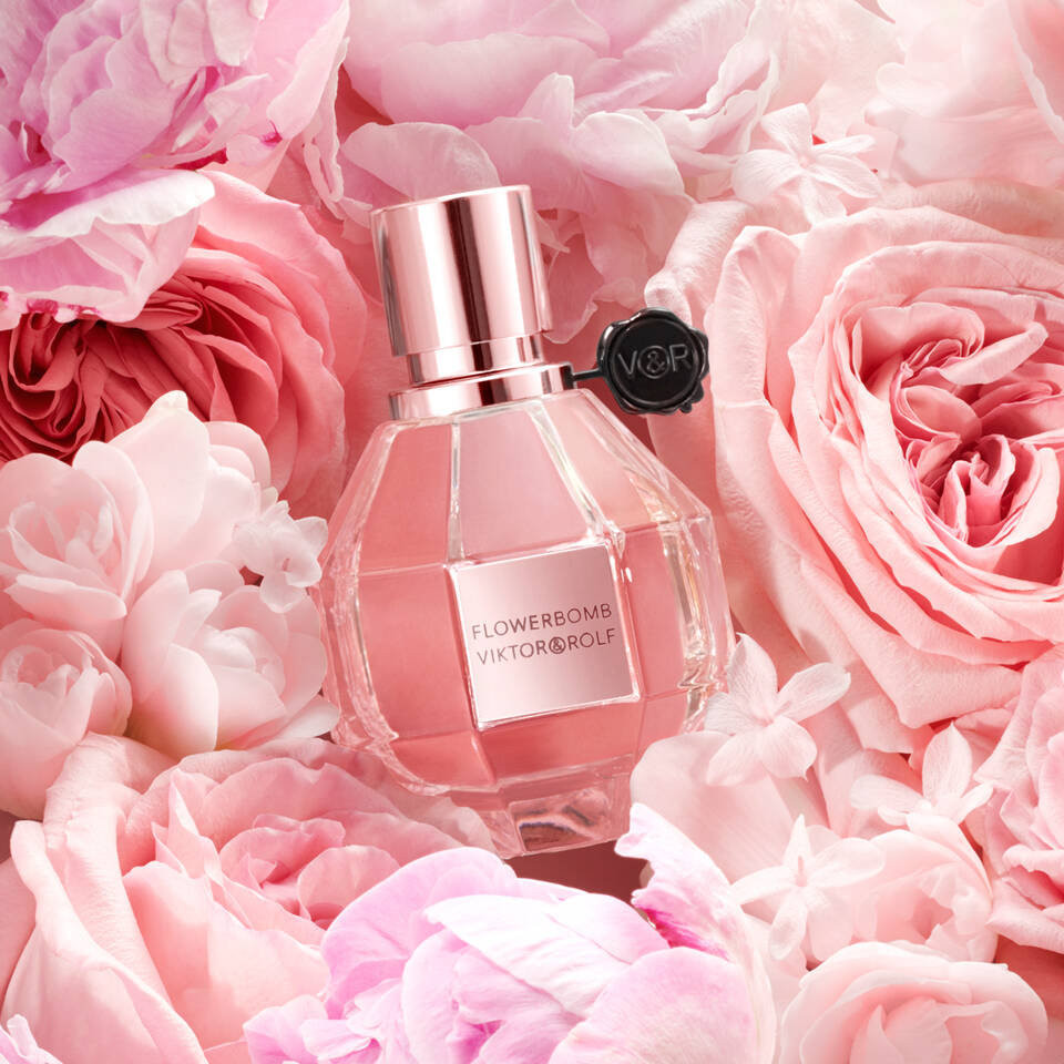 Nước hoa lớn Viktor & Rolf Flowerbomb - Photo 4 Nước Hoa Viktor & Rolf Flowerbomb - Photo 4