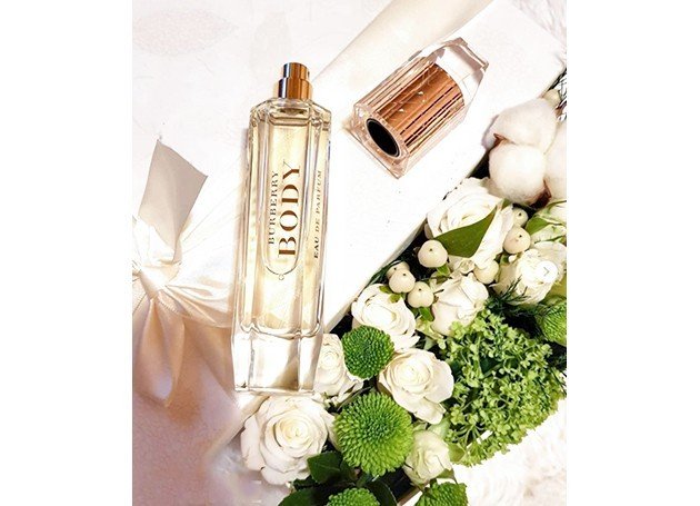 Nước hoa lớn Burberry Body - Photo 5 Burberry Body - Photo 5