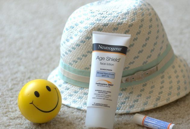 Mỹ phẩm Kem chống nắng Neutrogena Age Shield Face Lotion - Photo 3 Mỹ phẩm Kem chống nắng Neutrogena Age Shield Face Lotion - Photo 3