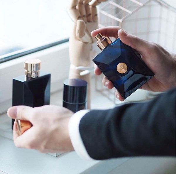 Nước hoa lớn Versace Dylan Blue Pour Homme - Photo 6 Nước hoa Dylan Blue VersacePour Homme - Photo 6