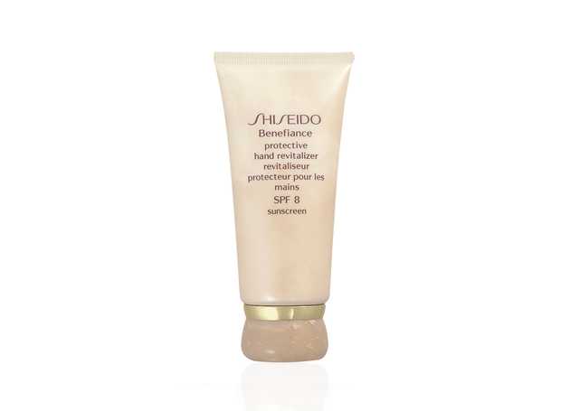 Mỹ phẩm Kem dưỡng da tay Shiseido Benefiance Protective Hand Revitalizer SPF 8 - Photo 3 Kem dưỡng da tay Shiseido Benefiance Protective Hand Revitalizer SPF 8 - Photo 3