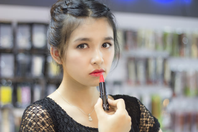 Trang điểm Son Vacosi Italy Lipstick style - Photo 3 Son Vacosi Italy Lipstick style - Photo 3
