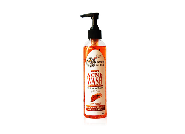 Mỹ phẩm Sữa rửa mặt Hollywood Style Daisy Acne Wash Sữa rửa mặt Hollywood Style Daisy Acne Wash