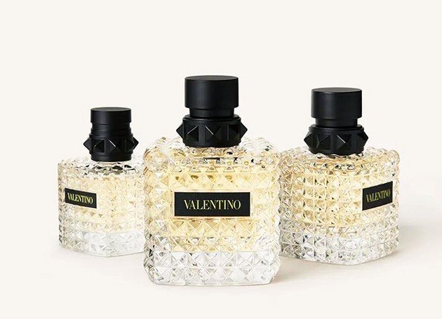 Nước hoa lớn Valentino Donna Born In Roma Yellow Dream - Photo 4 Nước Hoa Valentino Donna Born In Roma Yellow Dream - Photo 4