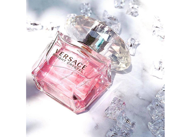 Nước hoa lớn Versace Bright Crystal - Photo 4 Nước hoa Versace Bright Crystal - Photo 4