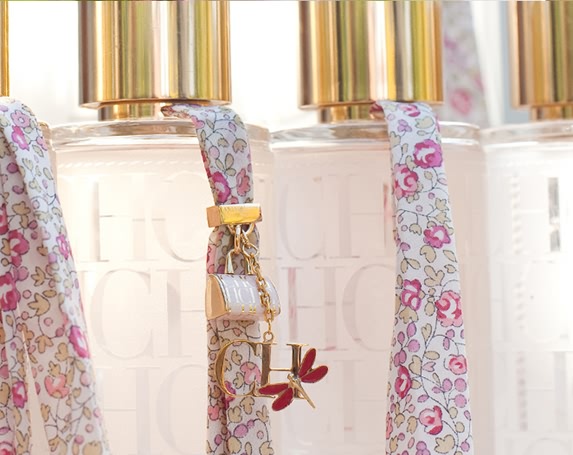 Nước hoa CH L`eau - Photo 3 Nước hoa CH L`eau - Photo 3