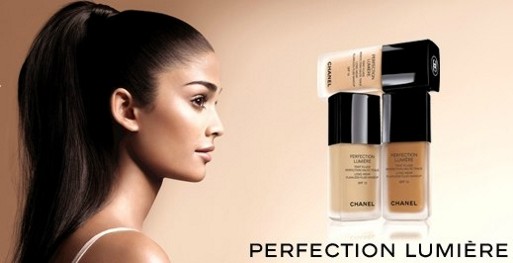 Trang điểm Kem nền Chanel Lift Lumiere Firming And Smoothing Fluid Makeup - Photo 4 Kem nền Chanel Lift Lumiere Firming And Smoothing Fluid Makeup - Photo 4