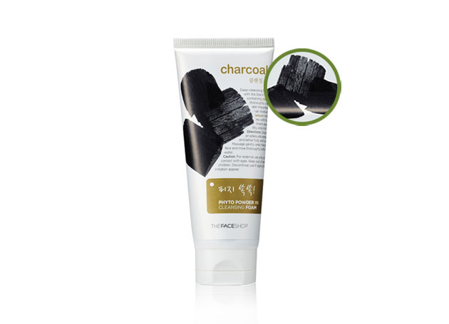 Mỹ phẩm Sữa rửa mặt than TheFaceShop Charcoal Phyto Powder in Cleansing Foam Sữa rửa mặt than TheFaceShop Charcoal Phyto Powder in Cleansing Foam