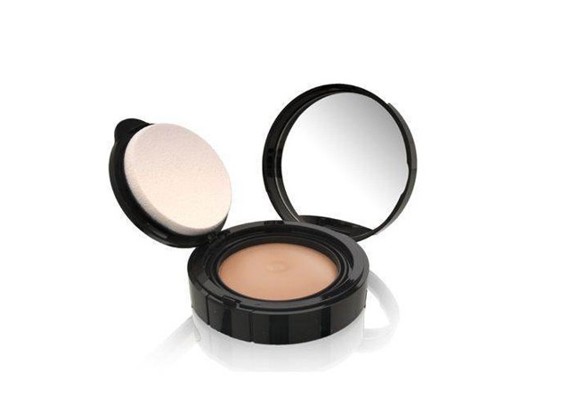 Trang điểm Phấn nền Chanel dạng ướt Teint Innocence Naturally Luminous Compact Makeup SPF10 Phấn nền Chanel dạng ướt Teint Innocence Naturally Luminous Compact Makeup SPF10