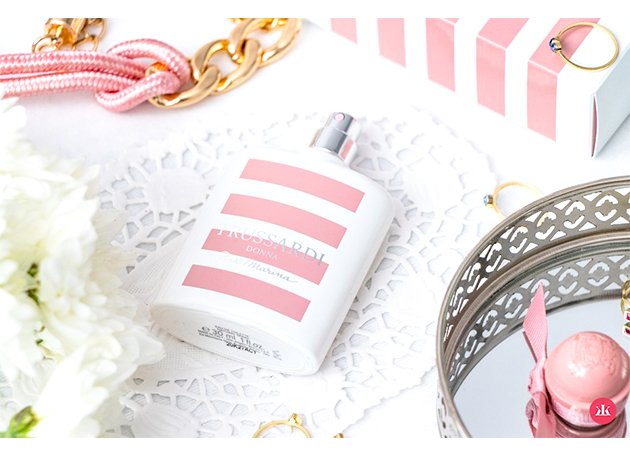Nước hoa lớn Donna Pink Marina - Photo 3 Trussardi Donna Pink Marina - Photo 3