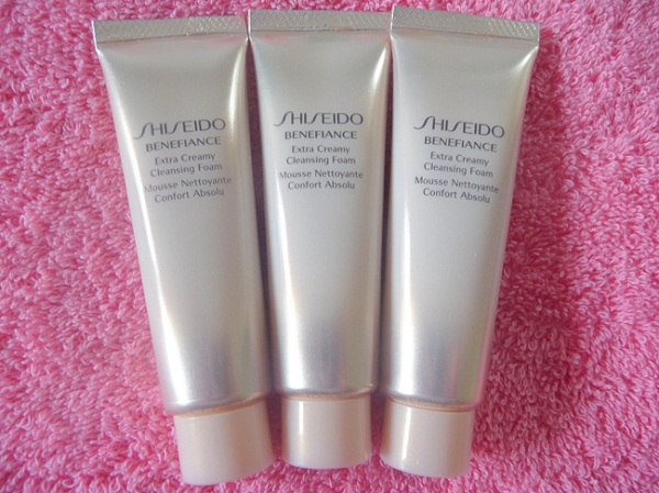 Sữa rửa mặt Shiseido Benefiance Extra Creamy Cleansing Foam - Photo 3